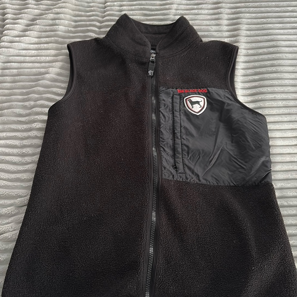 Boys medium Black Dog fleece vest
